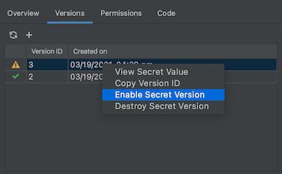 Se seleccionó la pestaña Versión para el secreto &quot;test&quot;, y se tabularon dos versiones disponibles, &quot;2&quot; y &quot;3&quot;, junto con su hora de creación. Se hace clic con el botón derecho en &quot;3&quot; y se selecciona &quot;Habilitar versión del secreto&quot;.