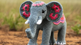 Vidéo de sortie d'un éléphant fait au crochet
